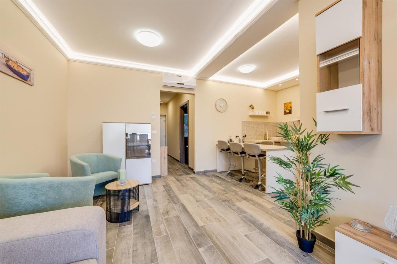 Forest Földvár Apartmanok Balatonföldvár Exterior foto