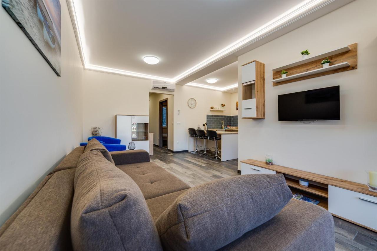 Forest Földvár Apartmanok Balatonföldvár Exterior foto