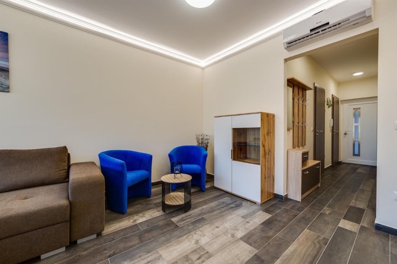 Forest Földvár Apartmanok Balatonföldvár Exterior foto